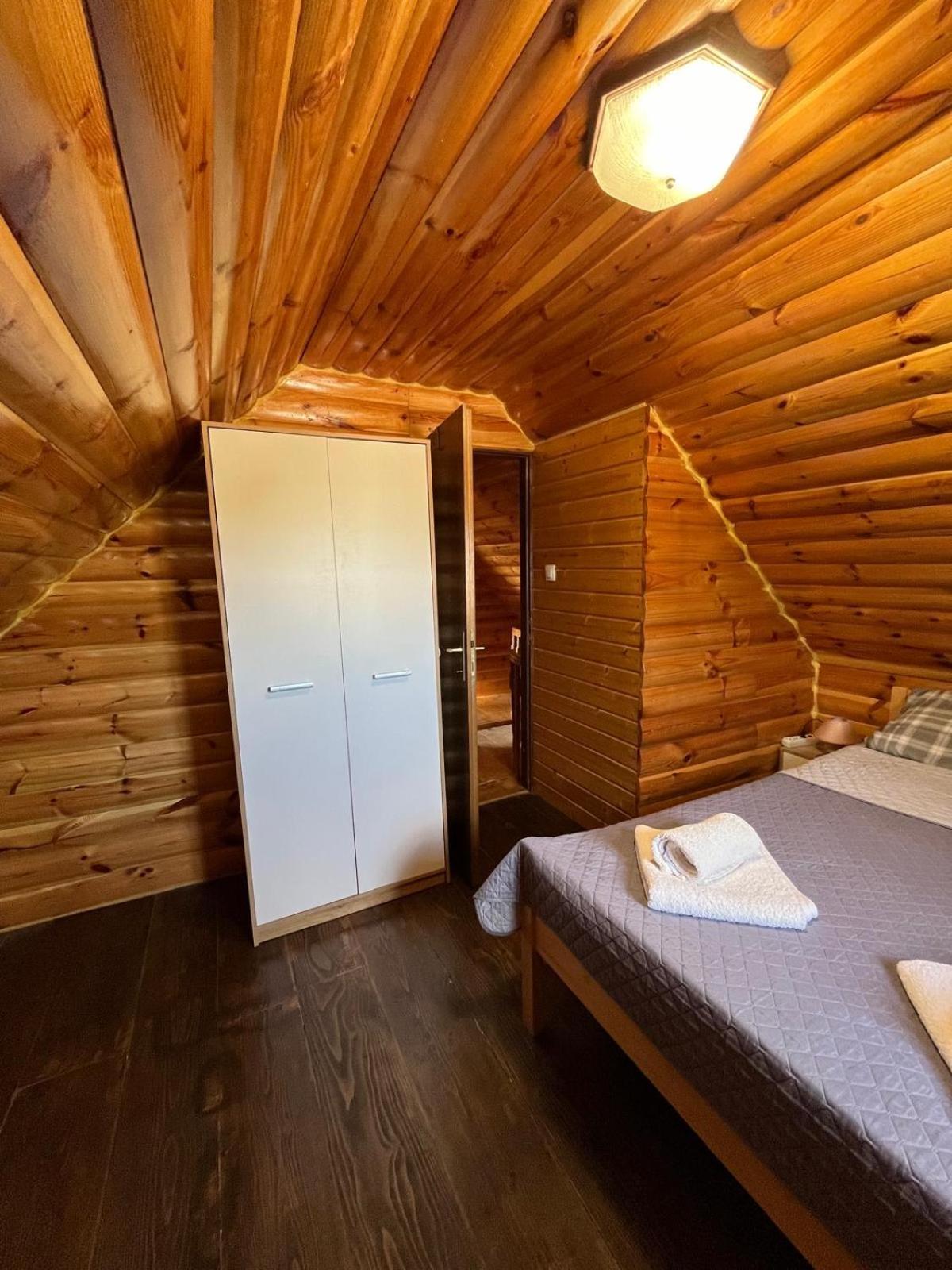Apartamento Wooden House Ante Self Check - In And Check - Out Otočac Exterior foto